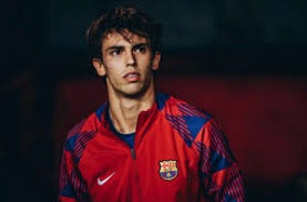 （独家图片）廿三载情牵：李晓勇的婚礼现场 从红地毯到岁月情深＂